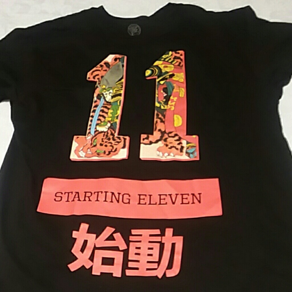 Black graphic tee